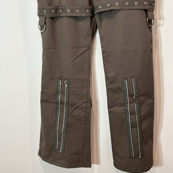 TRIPP NYC CURVE SUPER ZIPPER EYELET PANT OLIVE Plus size 14 new with tags - Picture 4 of 10